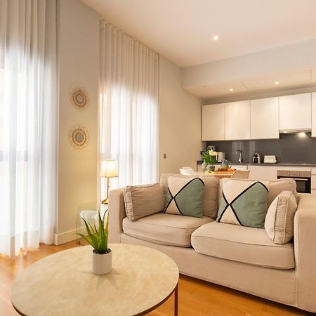 Souviron & Old Town By Ele Apartments มาลากา ภายนอก รูปภาพ